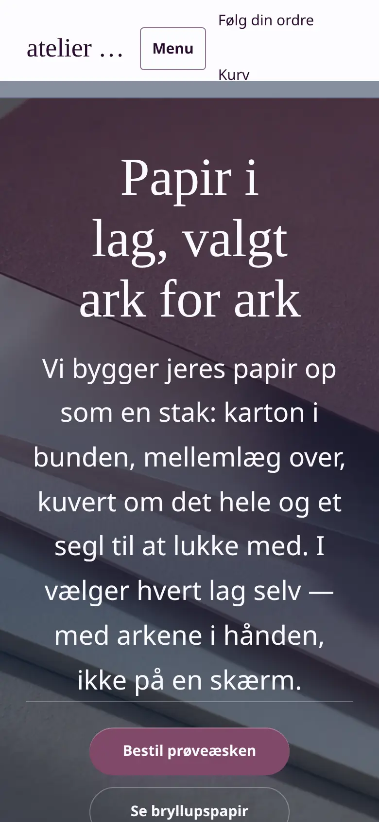 Forsiden af eksempelsitet for Atelier Ark i temaet Atelier og design, set på en mobil