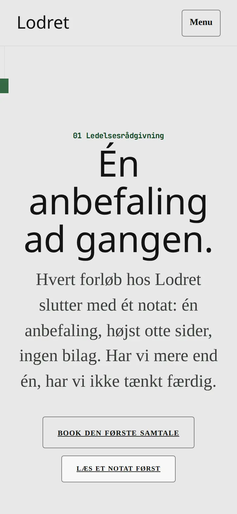 Forsiden af eksempelsitet for Lodret i temaet Consultancy, set på en mobil