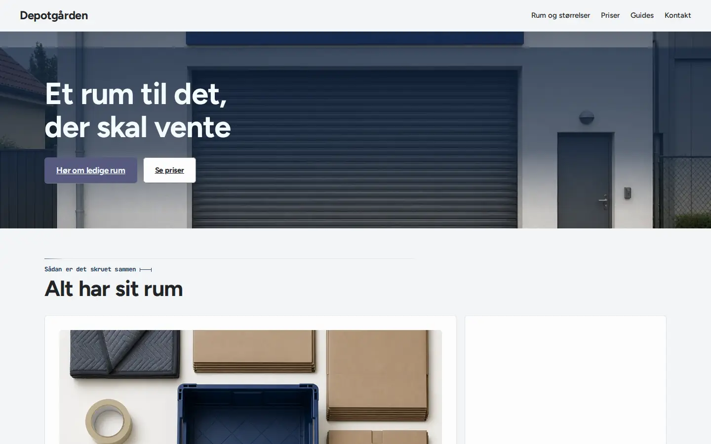 Forsiden af eksempelsitet for Depotgården i temaet Enkel, set på en computer